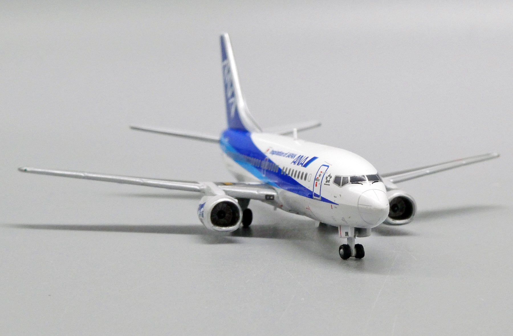 1:400 JC Wings ANA Wings Boeing 737-500 