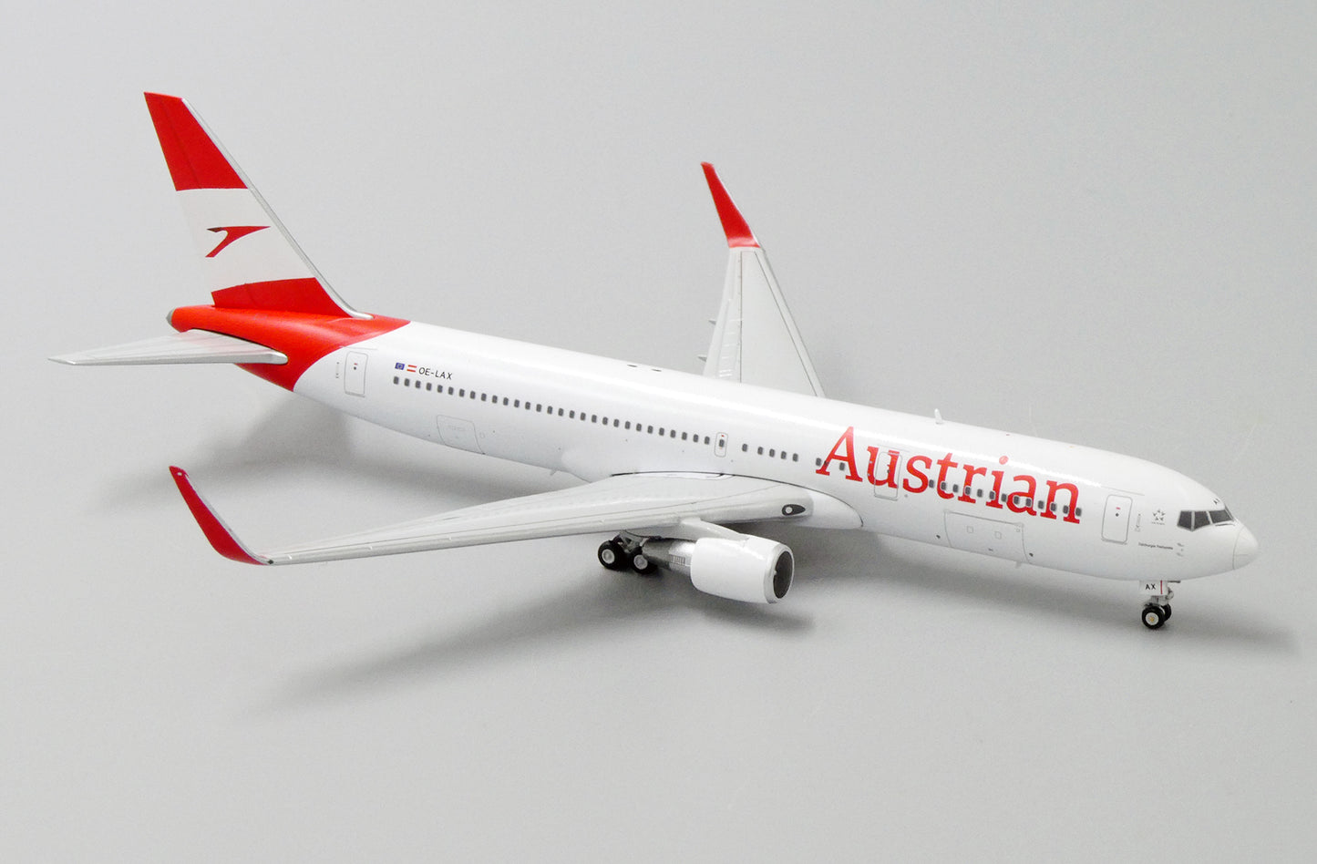 1:400 JC Wings Austrian Airlines Boeing 767-300ER "New Colors" OE-LAX XX4171