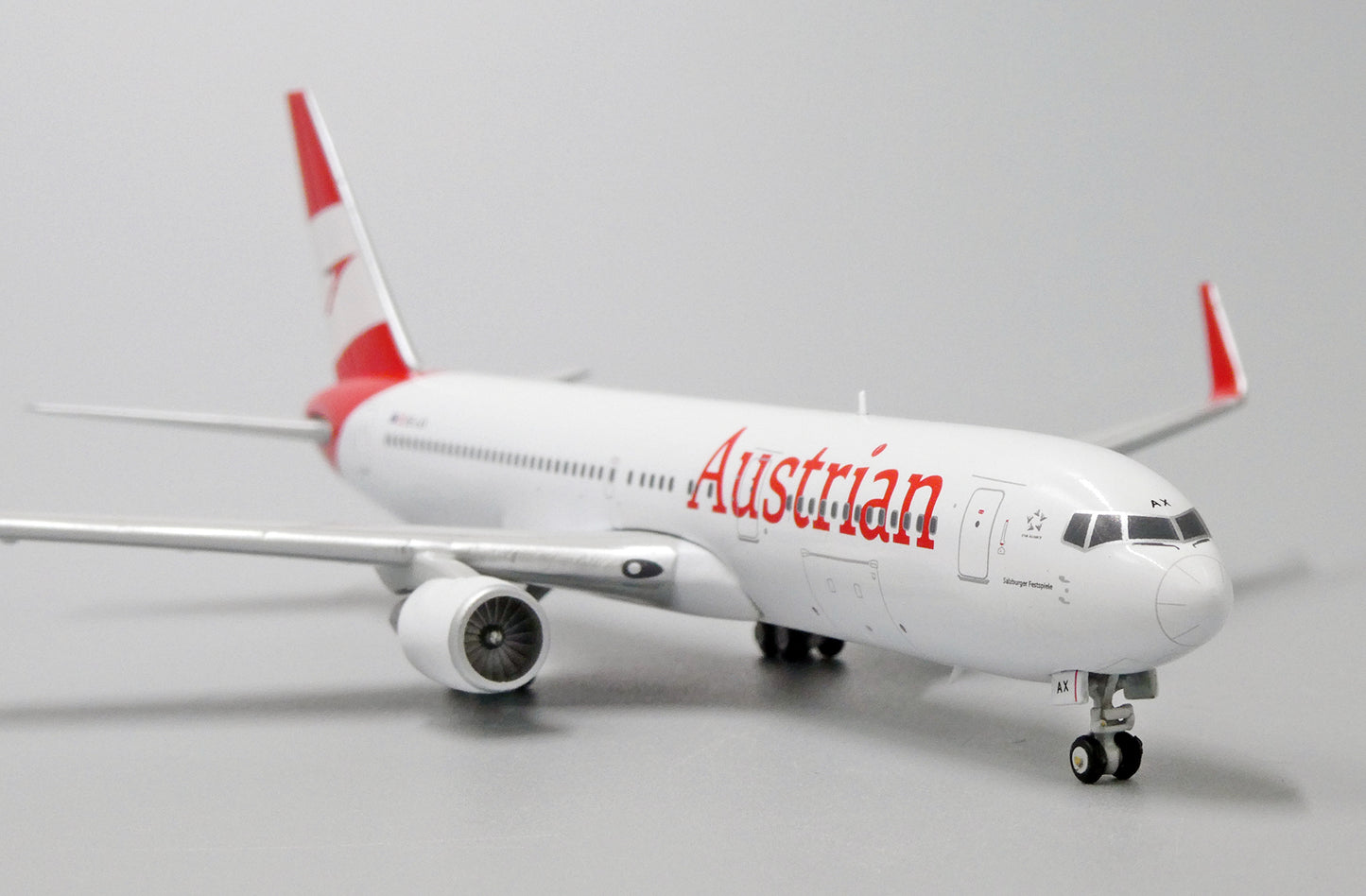 1:400 JC Wings Austrian Airlines Boeing 767-300ER "New Colors" OE-LAX XX4171