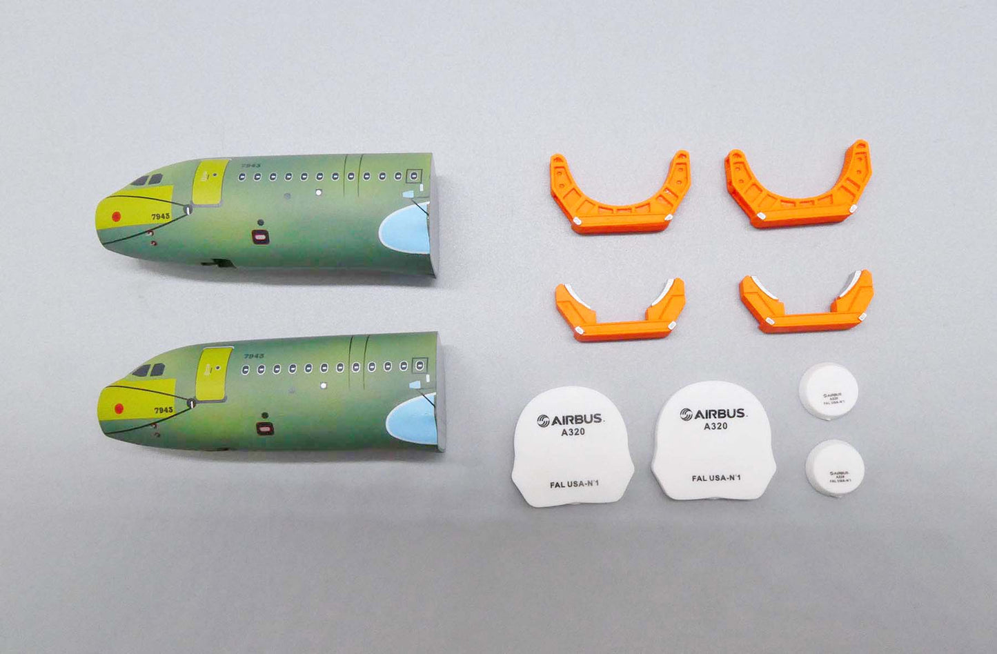 1:200 JC Wings Beluga Accessories (Front Fuselage Sections Set) JC2GSESETC