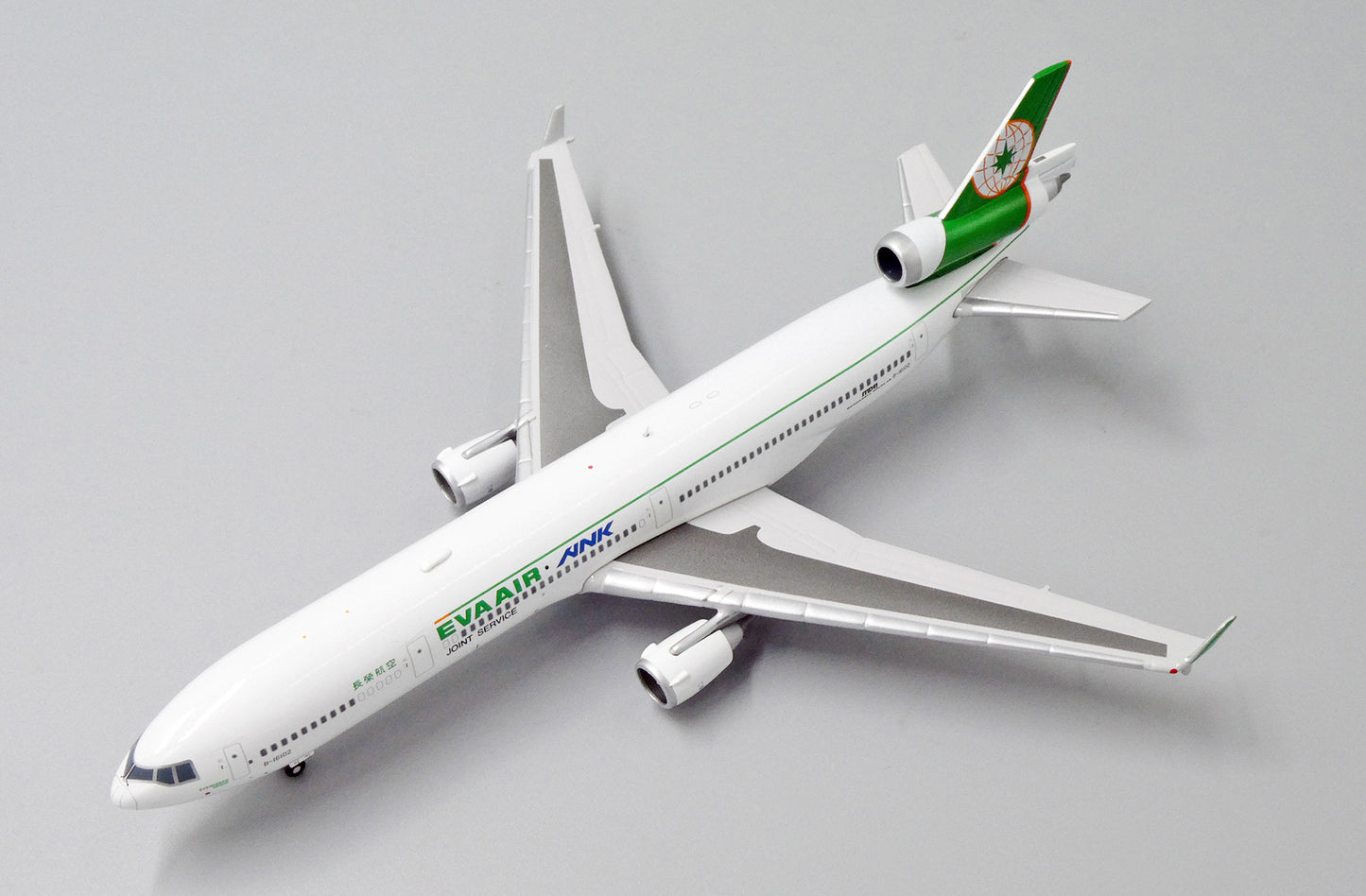 1:400 JC Wings EVA Air McDonnell Douglas MD-11 B-16102 “ANK Joint Service” XX4191