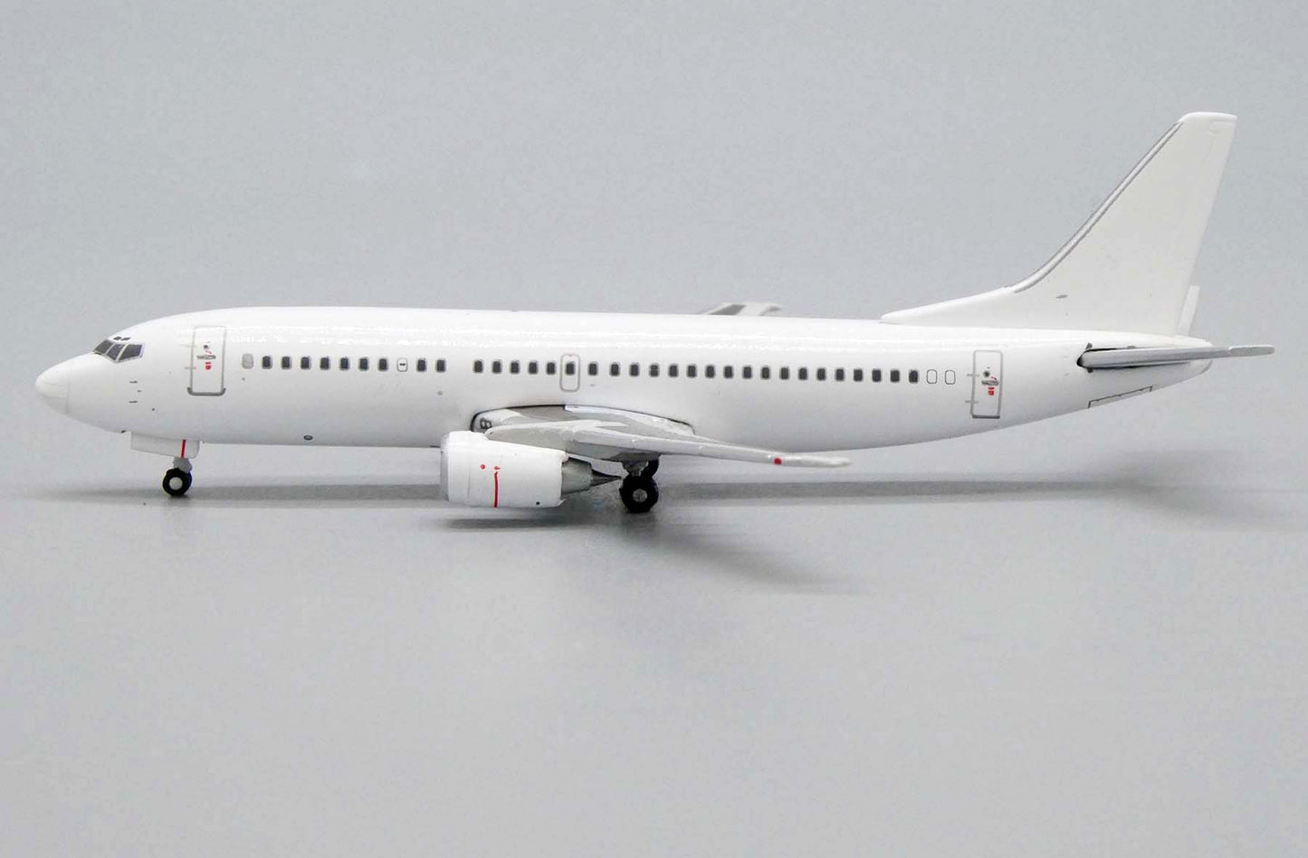 1:400 JC Wings Blank 737-300 BK2011