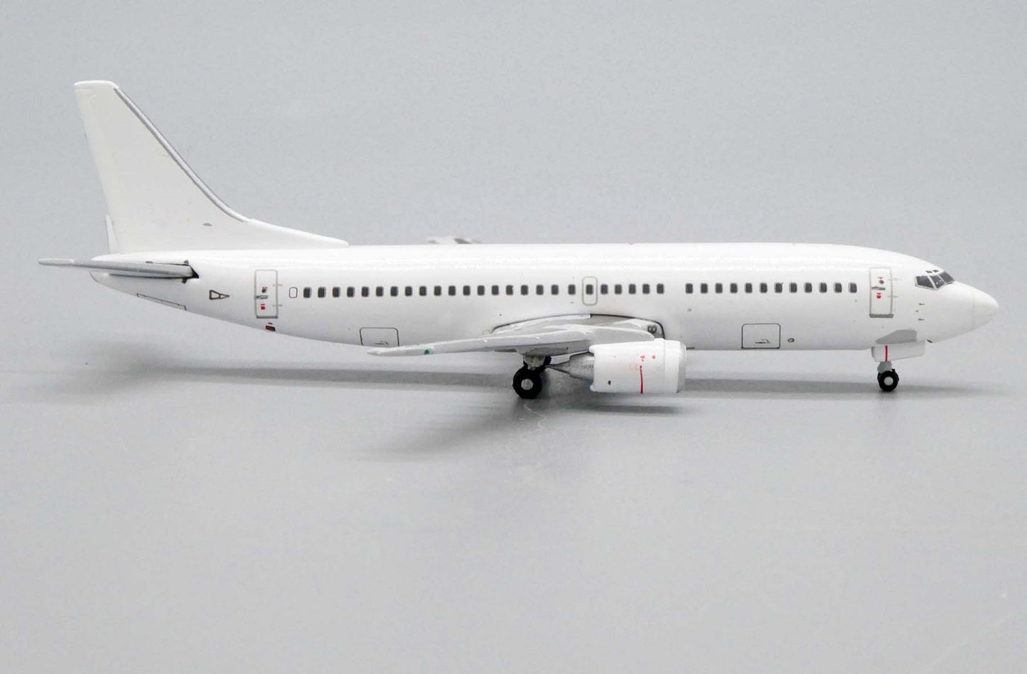 1:400 JC Wings Blank 737-300 BK2011