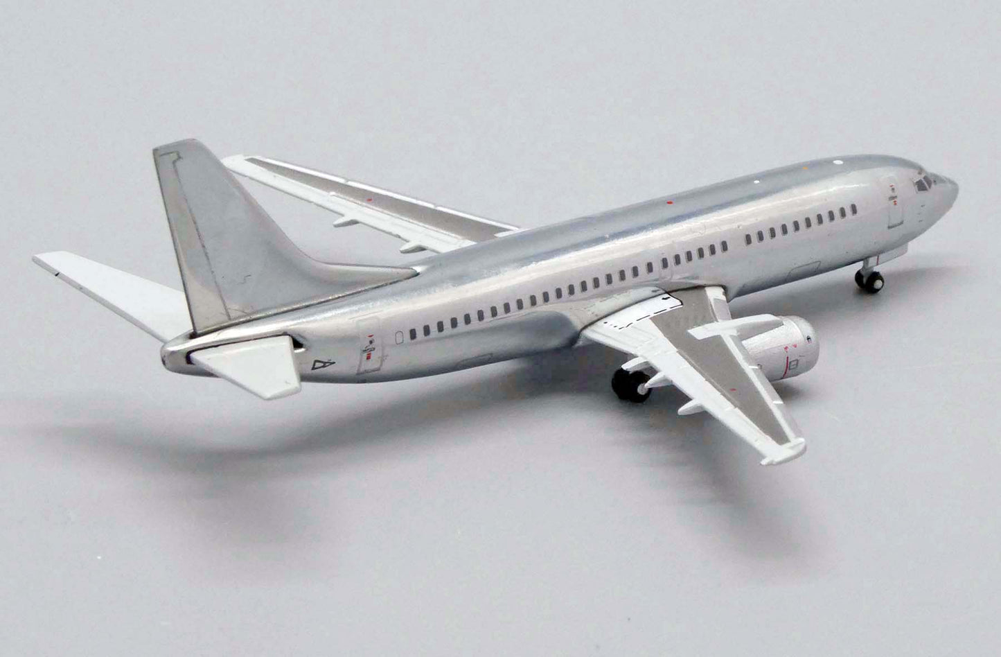 1:400 JC Wings Blank 737-300 (Polished) BK2012