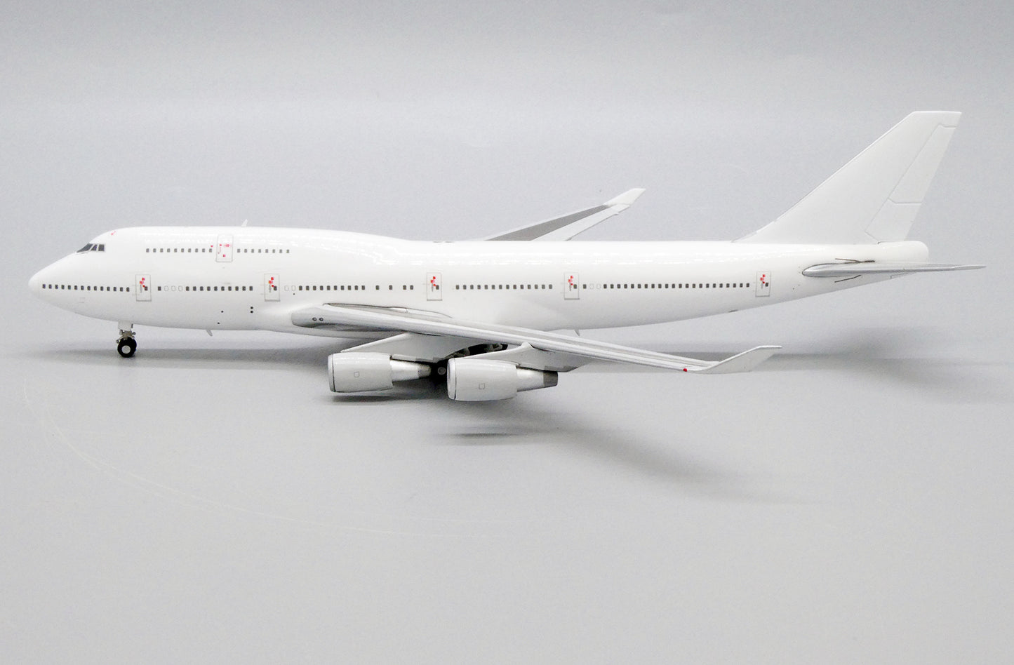 1:400 JC Wings Blank 747-400 (New Mould, General Electric) BK2007