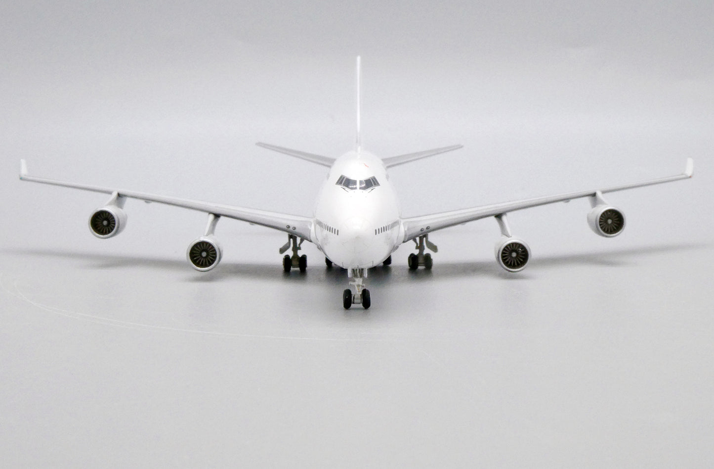 1:400 JC Wings Blank 747-400 (New Mould, General Electric) BK2007