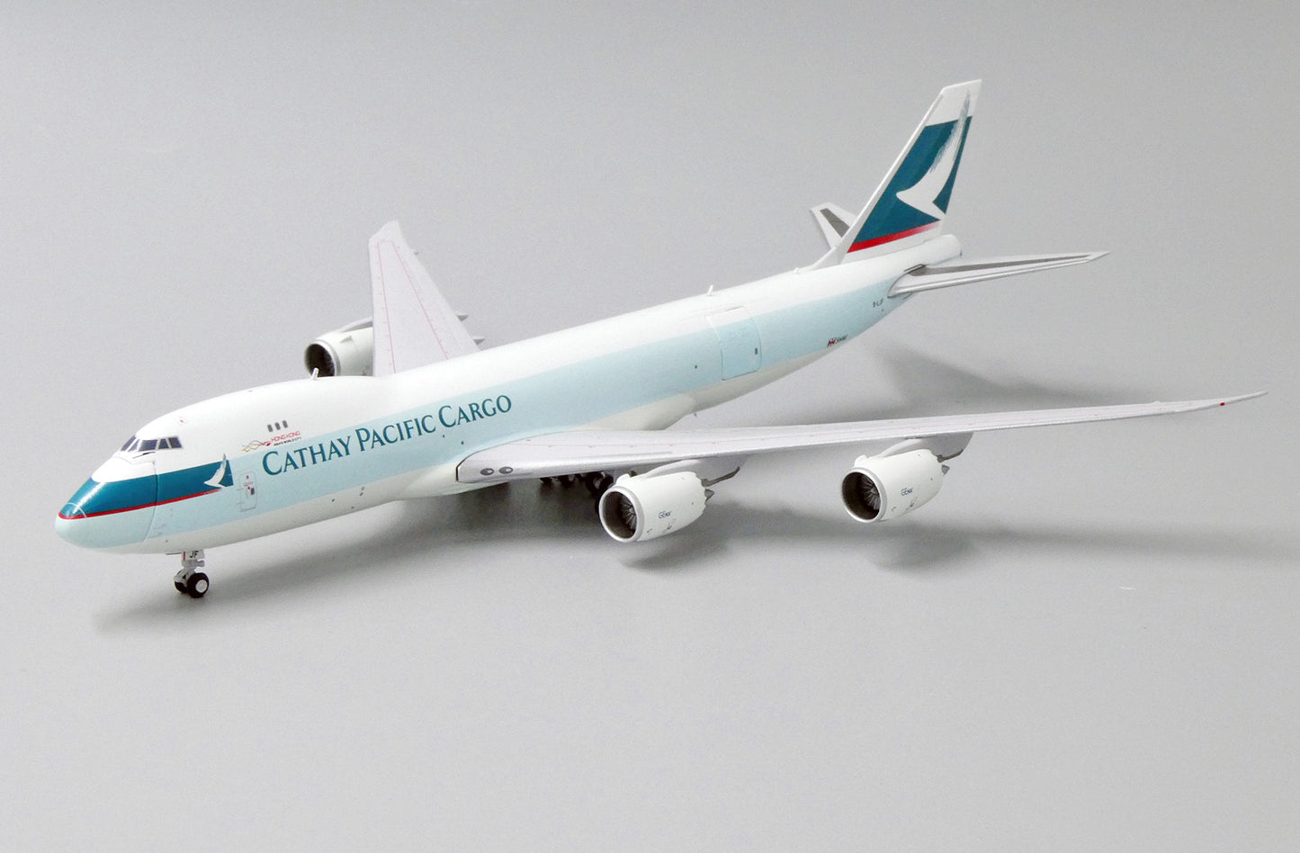 1:400 JC Wings Cathay Pacific Cargo 747-8F B-LJF "Interactive" EW4748010