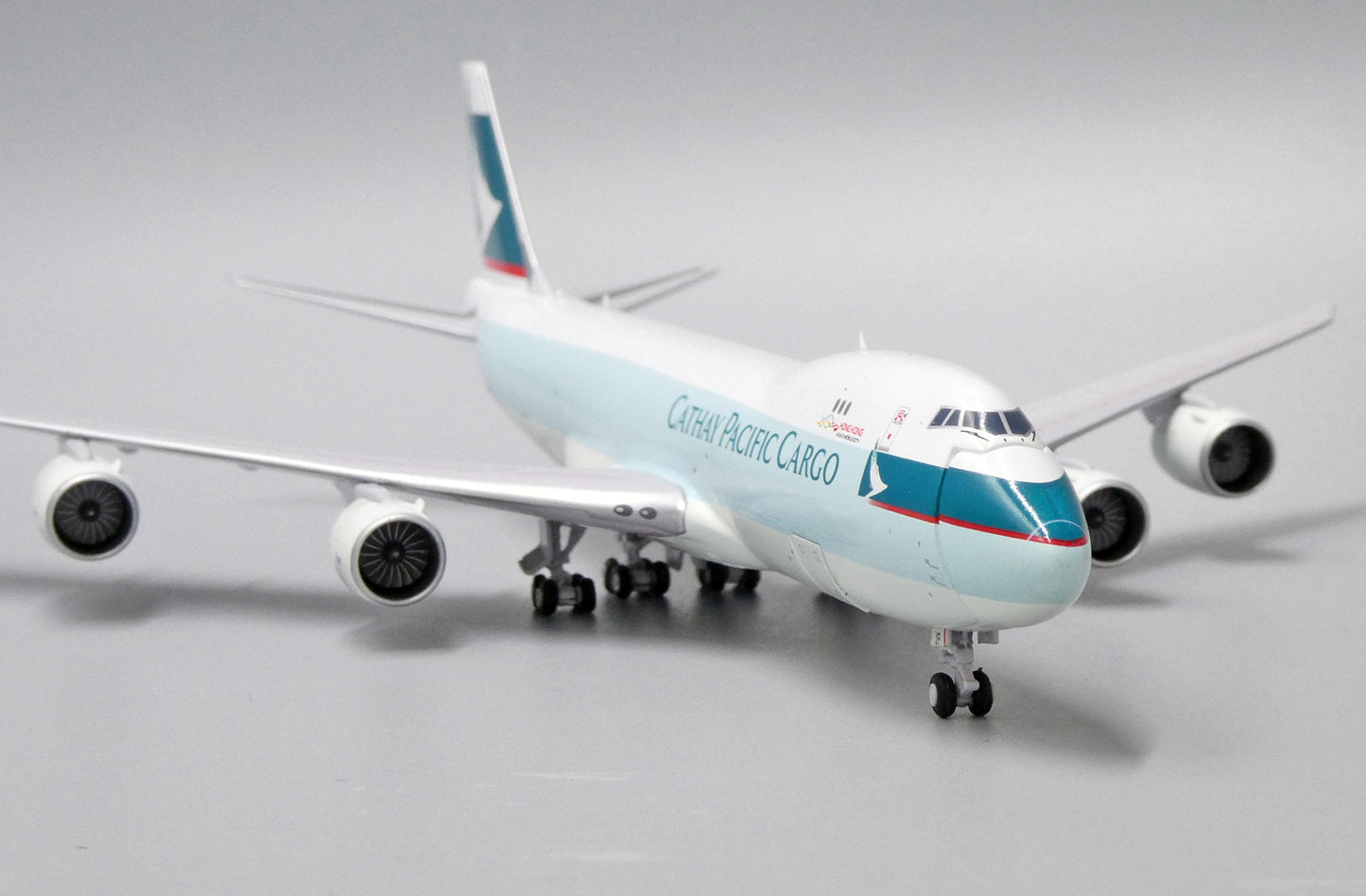 1:400 JC Wings Cathay Pacific Cargo 747-8F B-LJF "Interactive" EW4748010