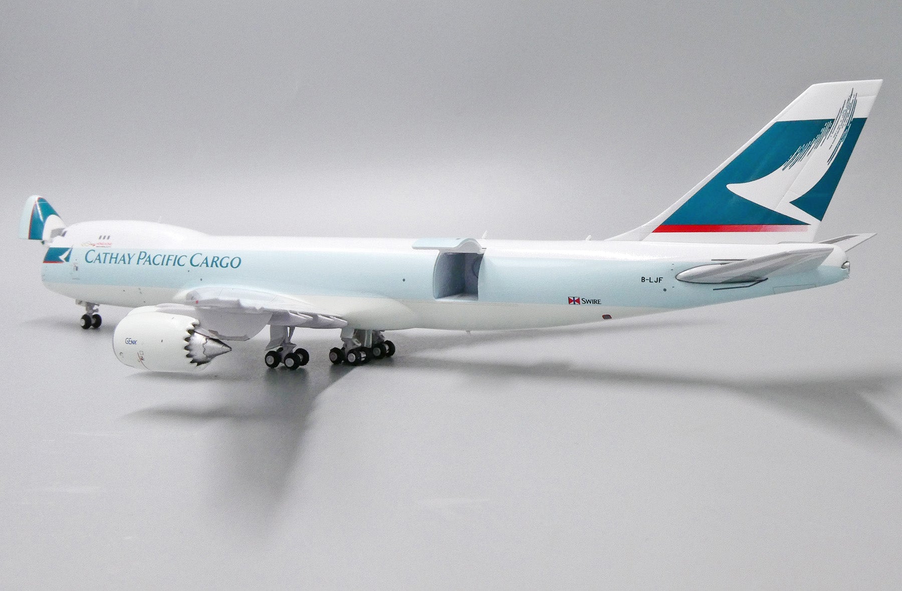 1:400 JC Wings Cathay Pacific Cargo 747-8F B-LJF 