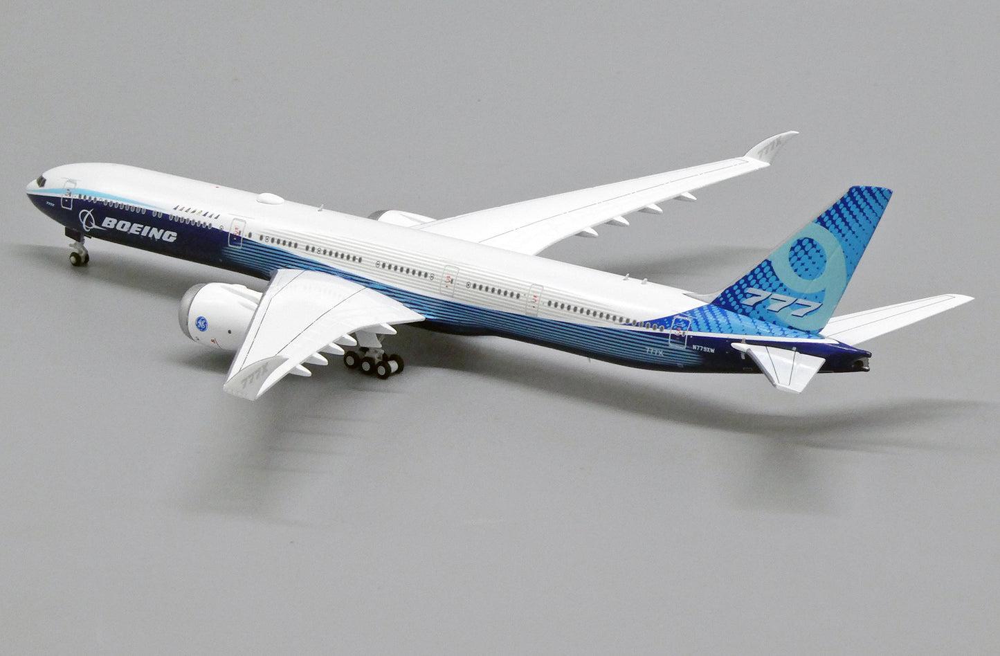 1:400 JC Wings Boeing House Color B777-9X "Folded Version" N779XW LH4160X