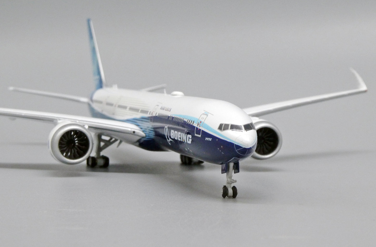 1:400 JC Wings Boeing House Color B777-9X "Folded Version" N779XW LH4160X