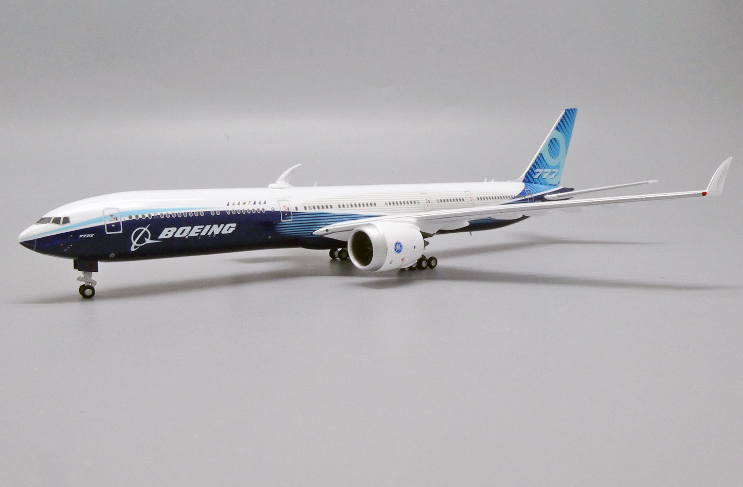 1:400 JC Wings Boeing House Color B777-9X "Folded Version" N779XW LH4160X