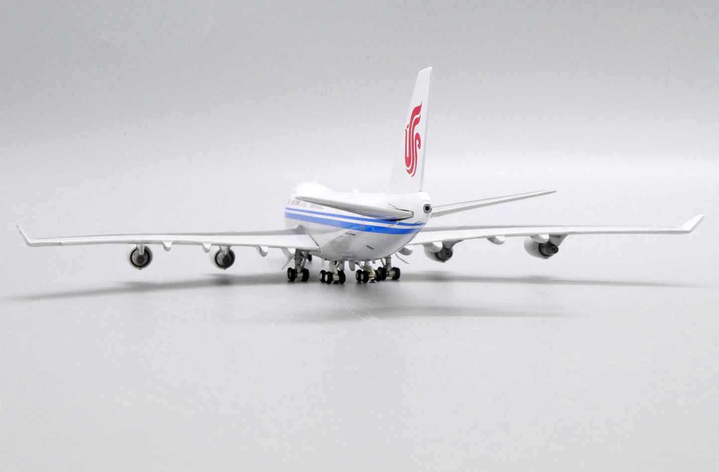 1:400 JC Wings Air China Cargo Boeing 747-400F(SCD) Reg: B-2409 XX4447