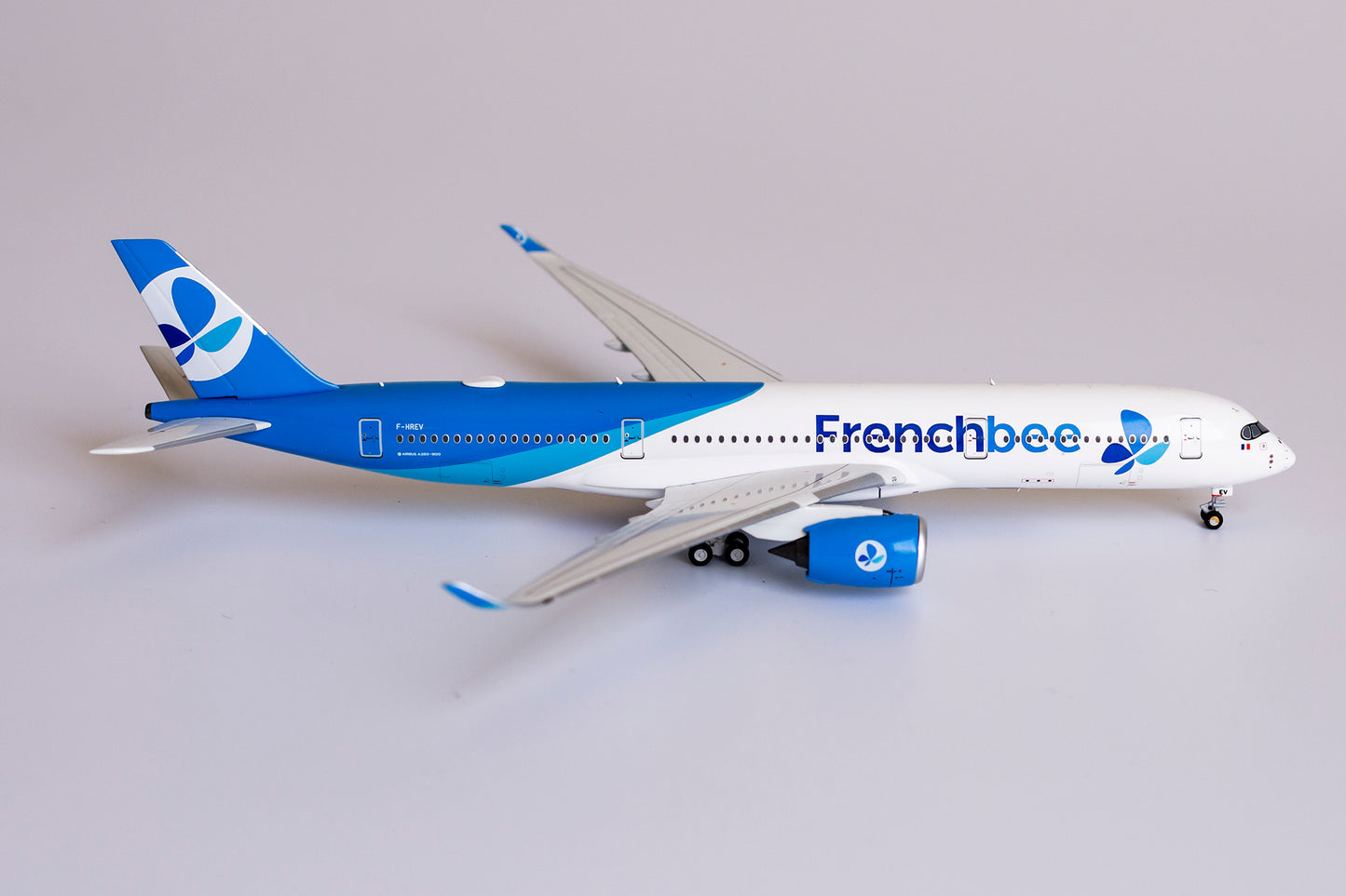 1:400 NG Models French Bee Airbus A350-900 F-HREV NG39023