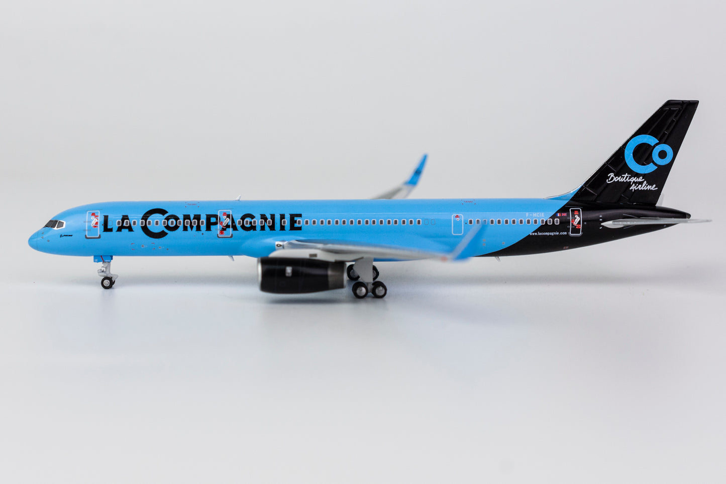 1:400 NG Models La Compagnie Boeing 757-200 F-HCIE 53161