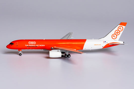 1:400 NG Models TNT (ASL Airlines) Boeing 757-200 OE-LFB NG53173