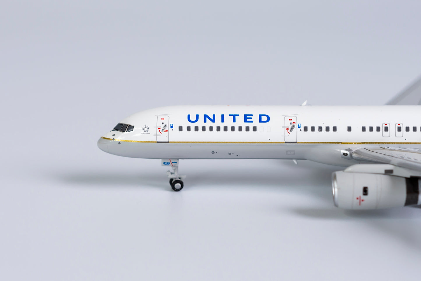 1:400 NG Models United Airlines Boeing 757-200 "Co-Merger Livery" N41135 53179