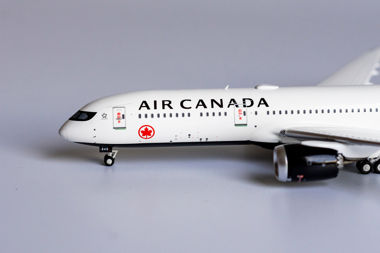 1:400 NG Models Air Canada Boeing 787-9 "New Colors" C-FRTG NG55069