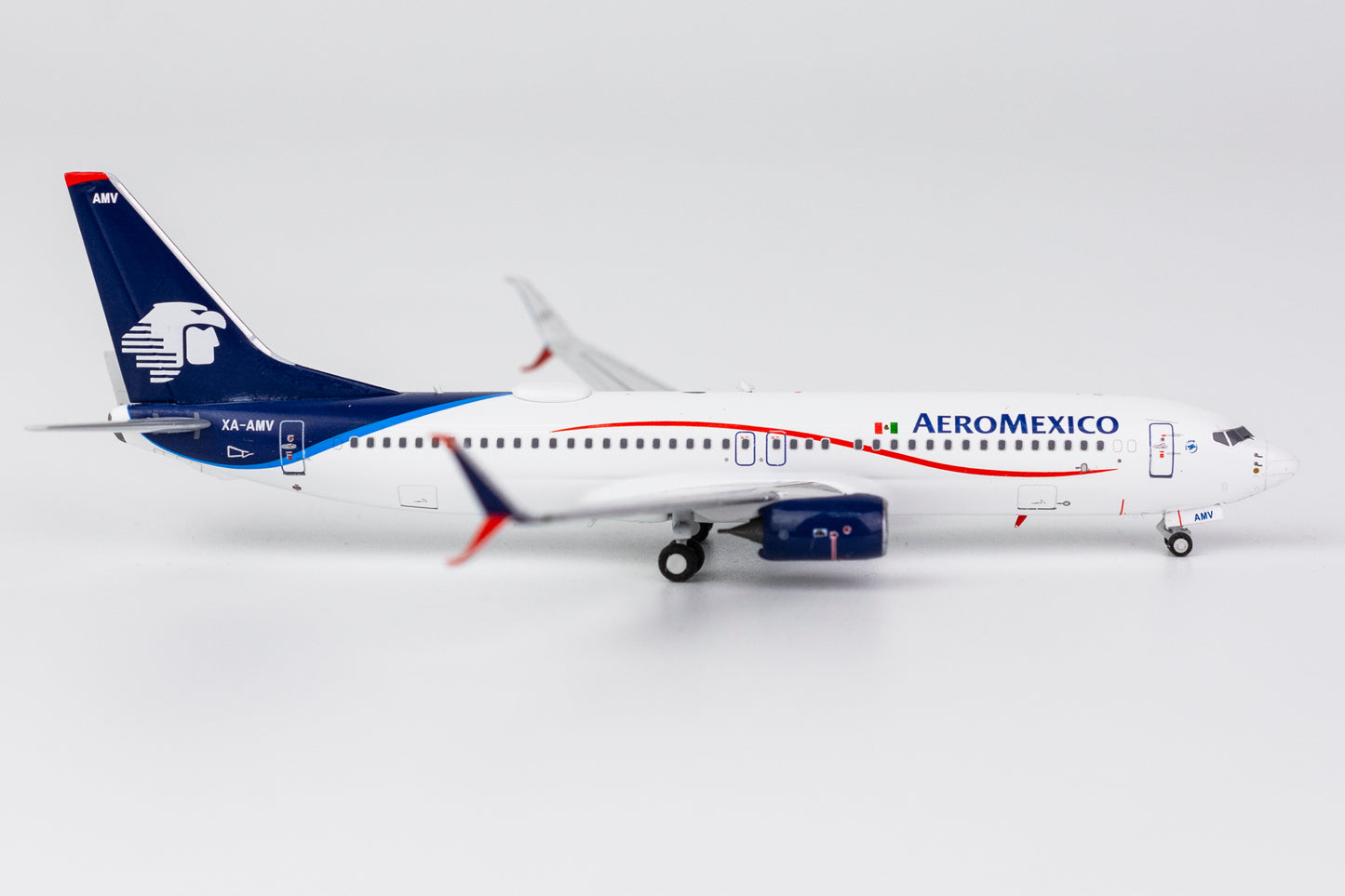 1:400 NG Models Aeroméxico Boeing 737-800 "Split Scimitars" XA-AMA NG58090