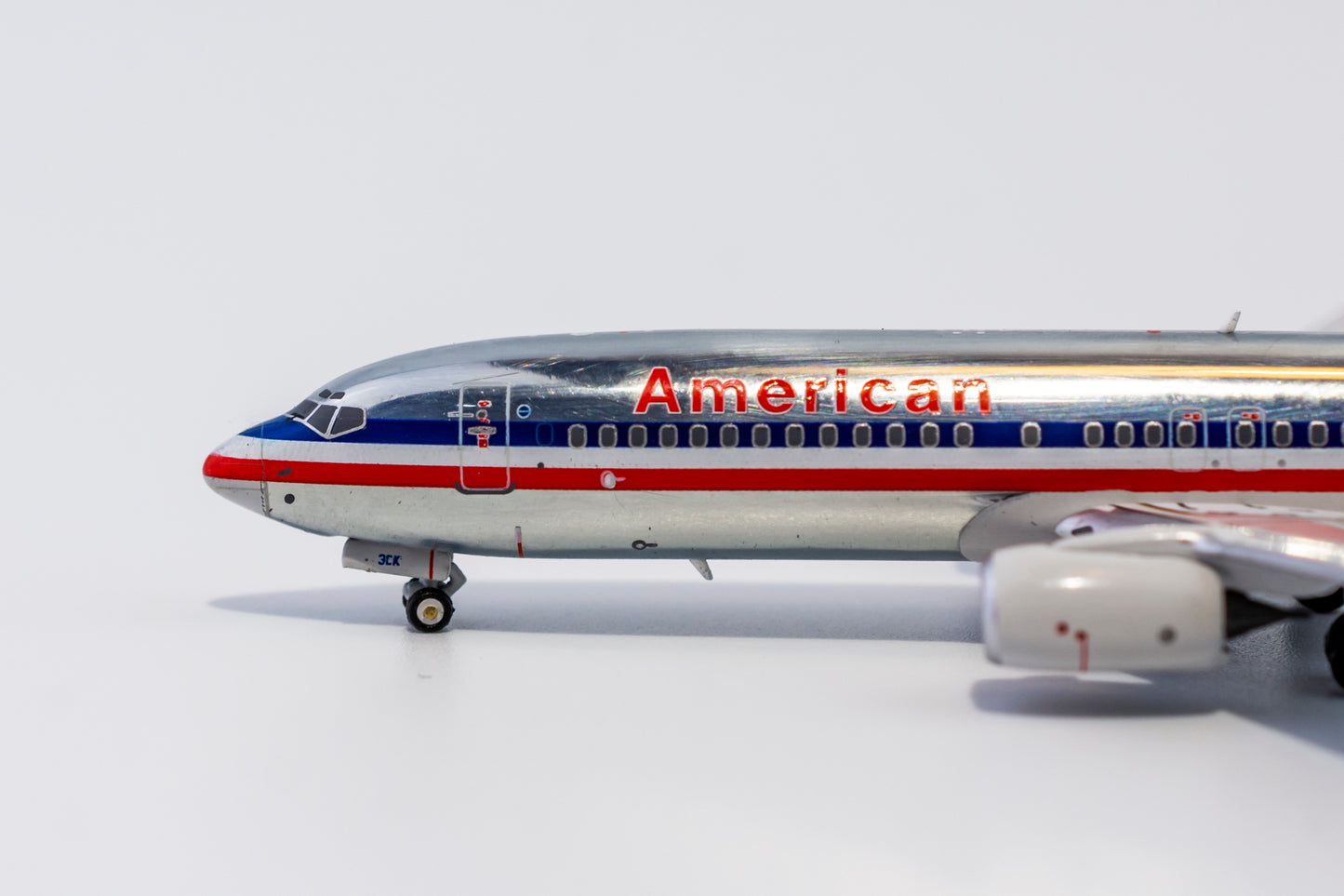 1:400 NG Models American Airlines Boeing 737-800 "Chrome, No Winglets" N955AN NG58093