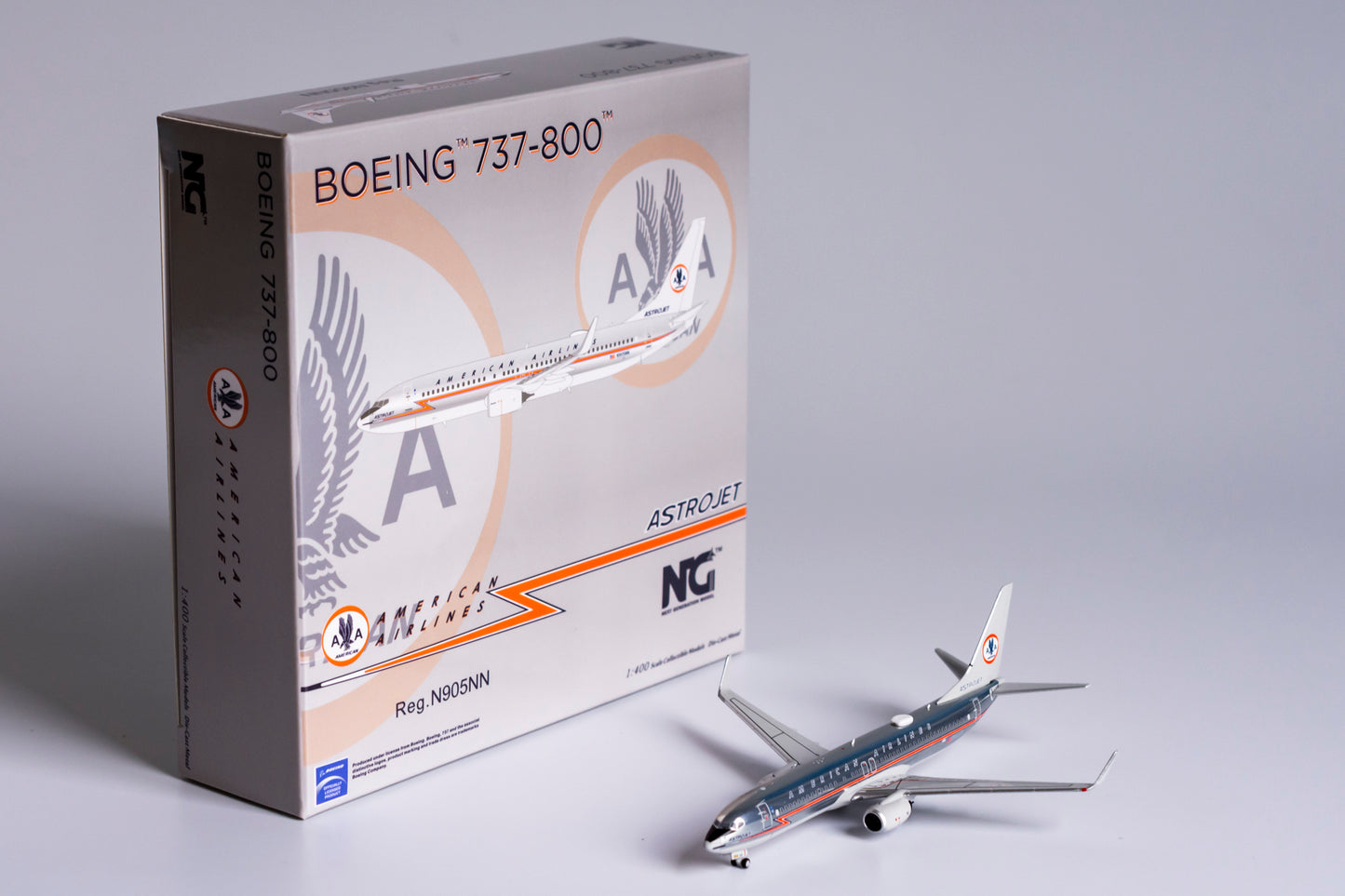 1:400 NG Models American Airlines Boeing 737-800 "Astro Jet Retro" N905NN NG58106
