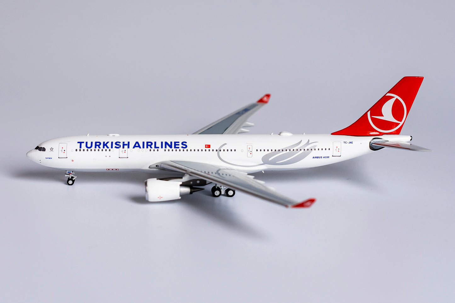 1:400 NG Models Turkish Airlines Airbus A330-200 TC-JNE NG61033