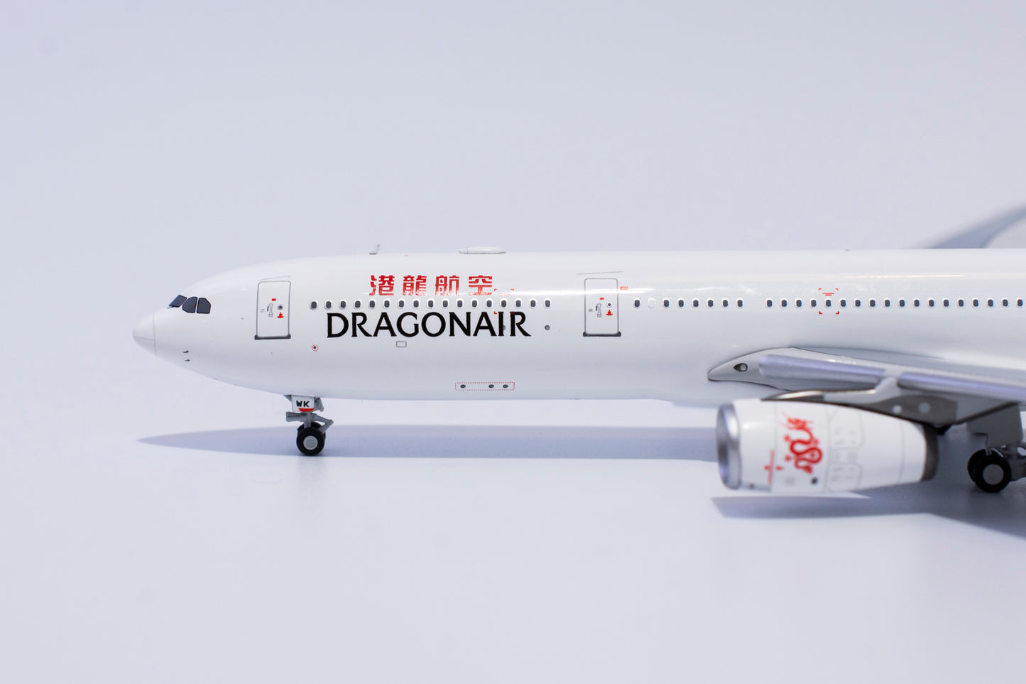 1:400 NG Models Hong Kong Dragon Airlines Airbus A330-300 "10th Anniversary" B-HWK NG62019