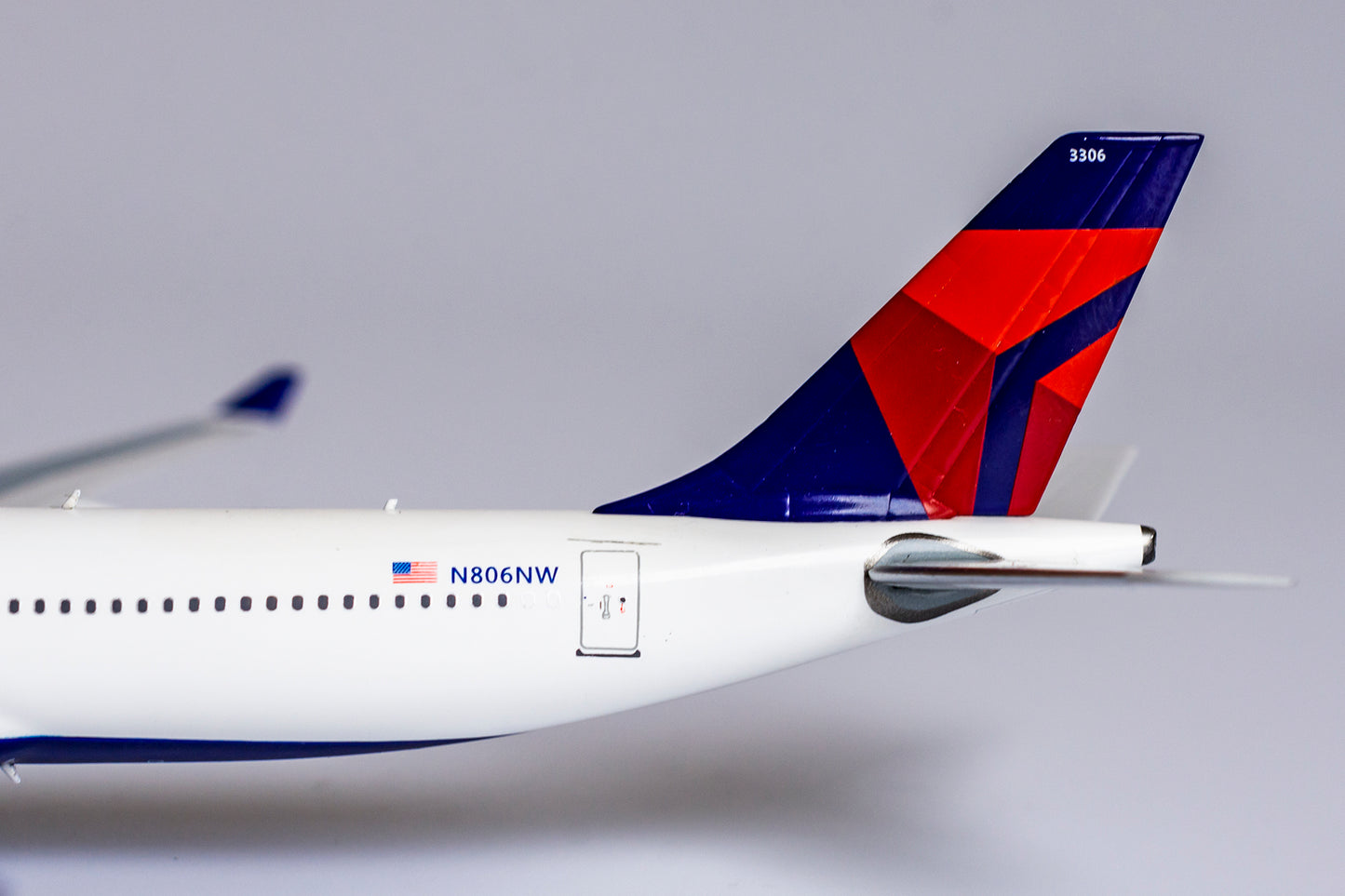 1:400 NG Models Delta Air Lines Airbus A330-300 N806NW NG62021