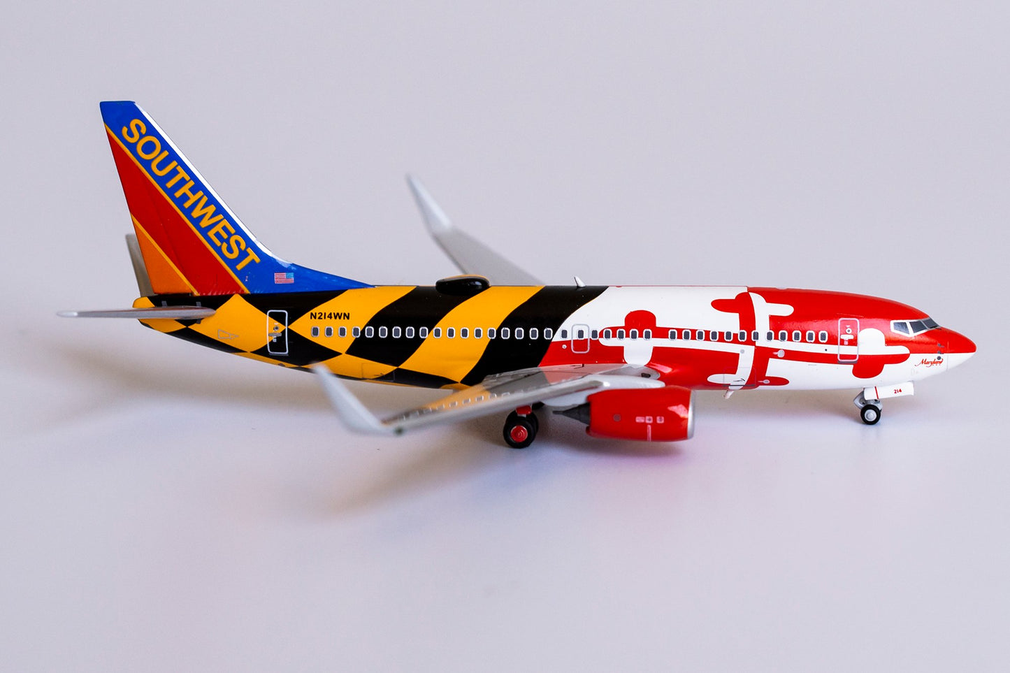 1:400 NG Models Southwest Airlines Boeing 737-700 "Maryland One" N214WN (Canyon Blue Tail) NG77006