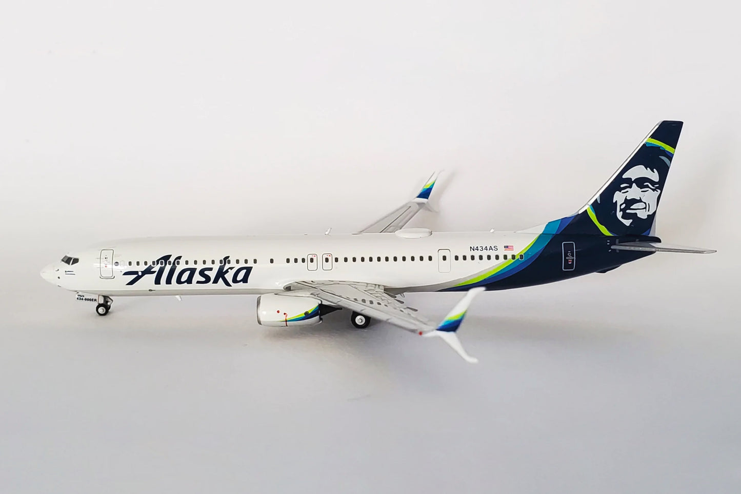 1:400 NG Models Alaska Airlines 737-900ER "New Colors" N434AS NG79002