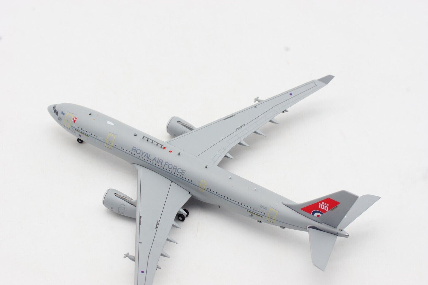 1:400 Aviation400 Royal Air Force Airbus A330-243MRTT (KC-2) ZZ330 AV4MRTT005