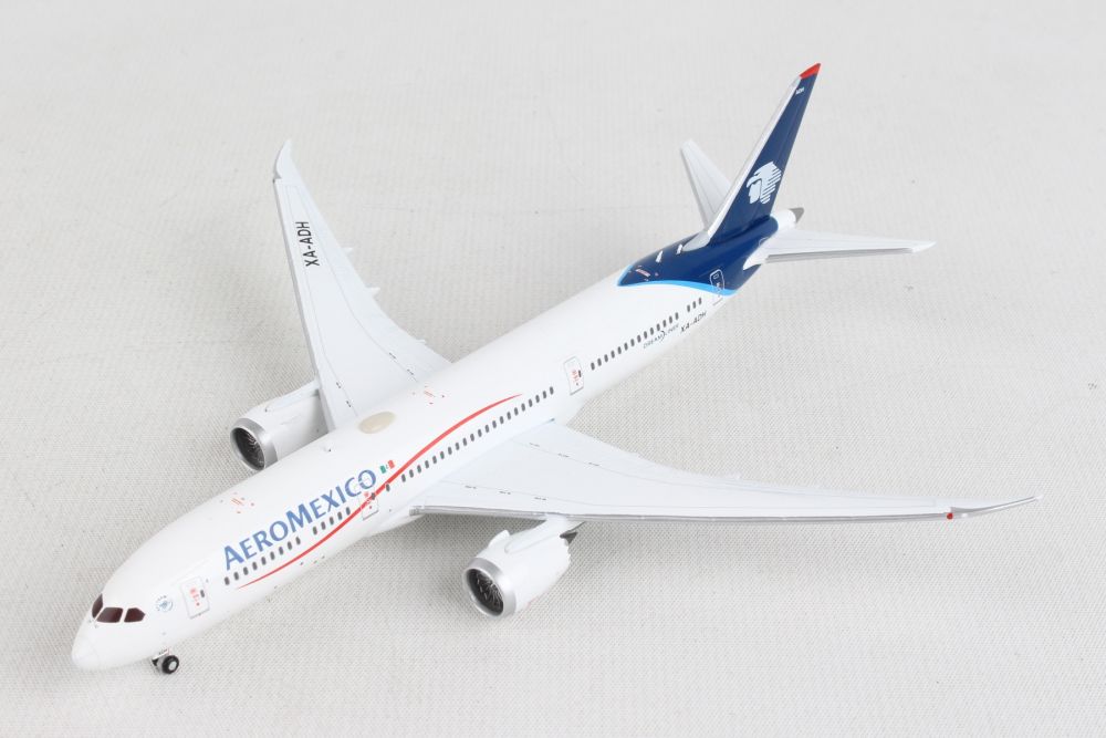 1:400 Gemini Jets Aeroméxico Boeing 787-9 XA-ADH GJAMX1964
