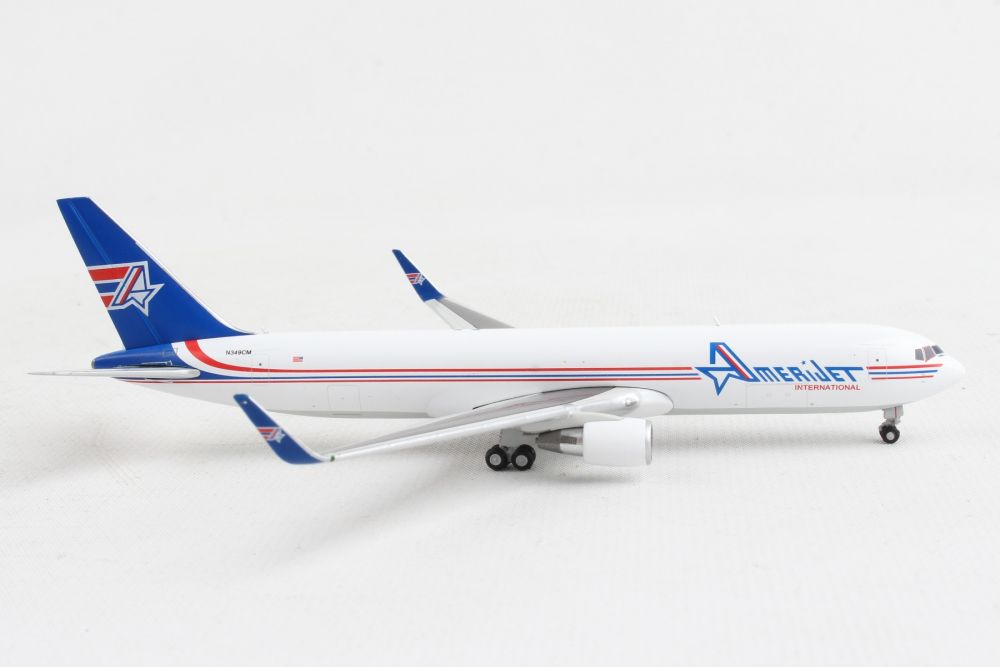 1:400 Gemini Jets Amerijet Boeing 767-300F N349CM GJAJT1969