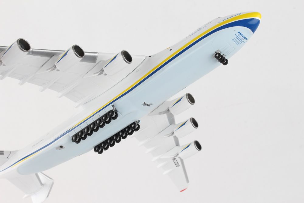 1:400 Herpa Wings Antonov Airlines Antonov AN-225 Mriya UR-82060 562768
