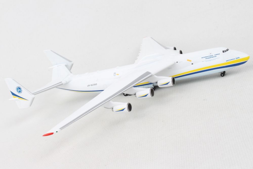 1:400 Herpa Wings Antonov Airlines Antonov AN-225 Mriya UR-82060 562768