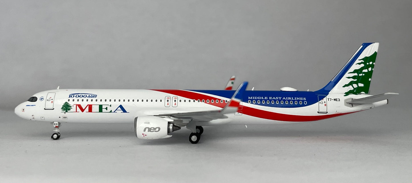 1:400 Panda Models Middle Eastern Airlines A321neo T7-ME3 PM202035