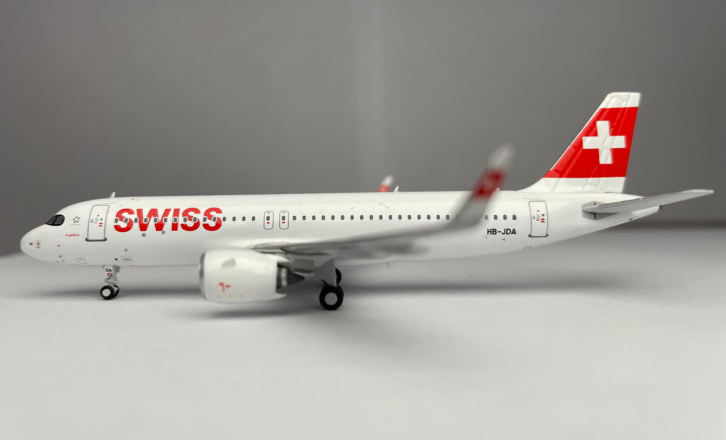 1:400 Panda Models Swiss Airlines Airbus A320neo HB-JDA PM202024