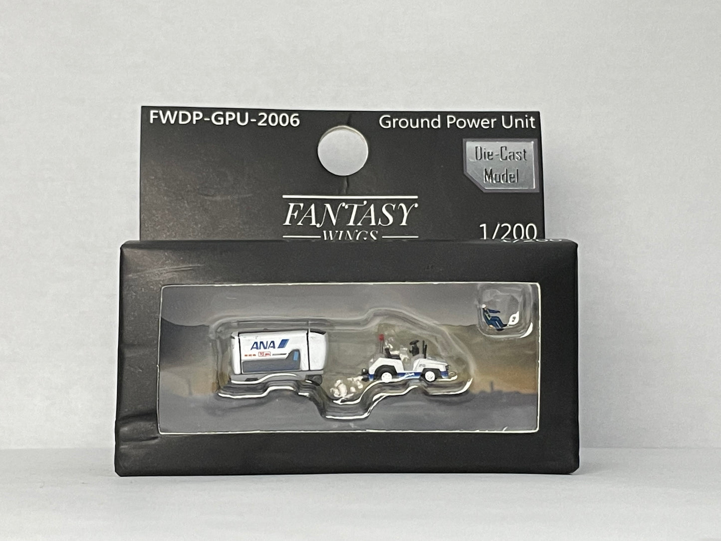 1:400 Fantasy Wings Ground Power Unit All Nippon Airways (ANA) FWDP-GPU-2006