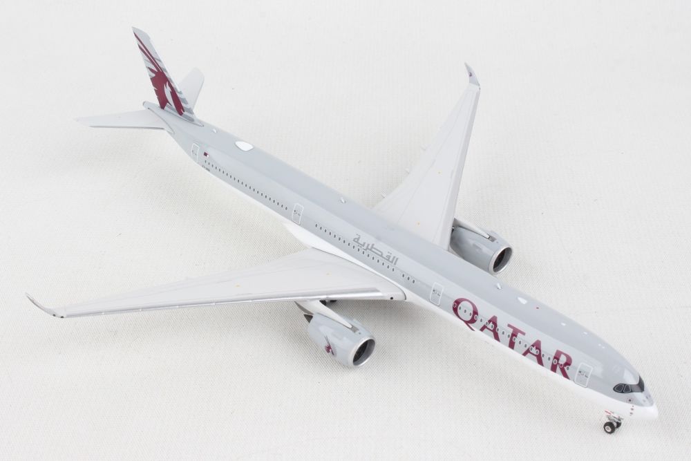 1:400 Phoenix Models Qatar Airways Airbus A350-1000 A7-ANR PH11674