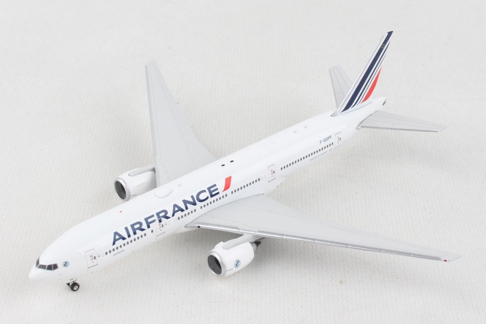 1:400 Phoenix Models Air France Boeing 777-200ER F-GSPP PH4401